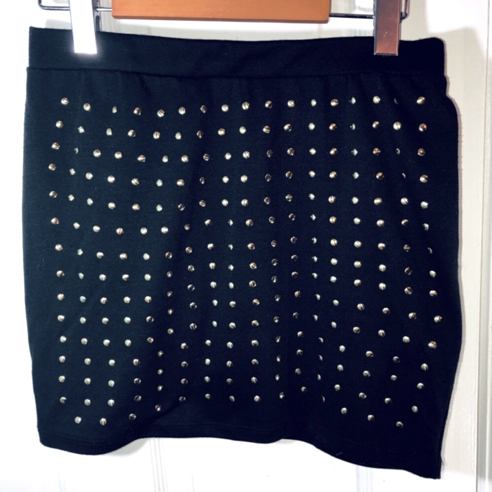 [LIMITE] Studded Mini Skirt